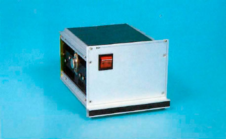 FUENTE DE ALIMENTACION LINEAL DE 80W, ACOPLABLE EN RACK FA-2